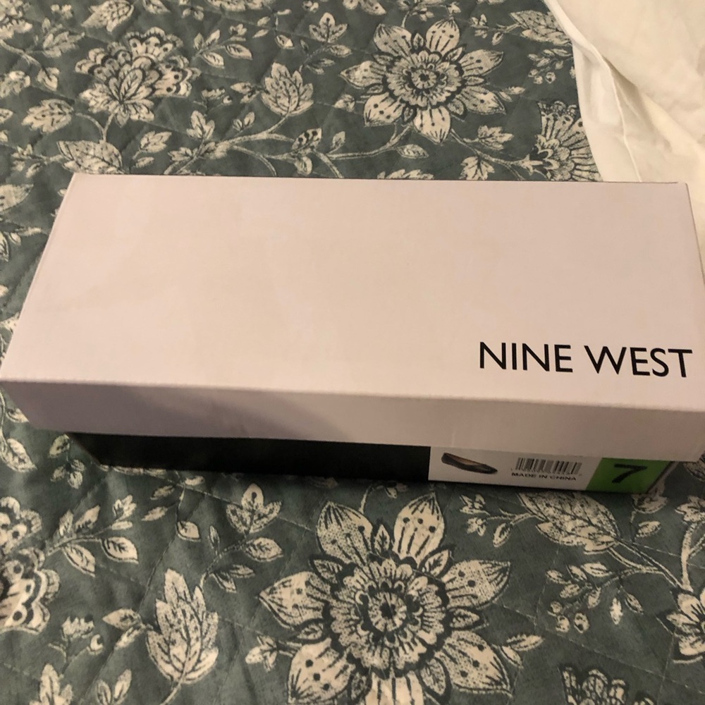 NIB Ladies Nine West TELAND3 CapToe Ballet Flats - Picture 3 of 6